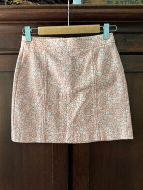 Women’s Loft mini skirt